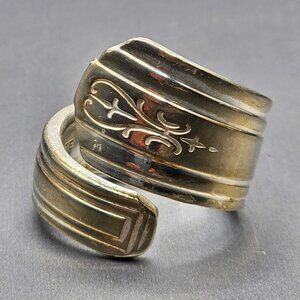 VTG Avon Silver-Plated Spoon Ring Size 8.5 Floral Heart Etched Design 12.98g
